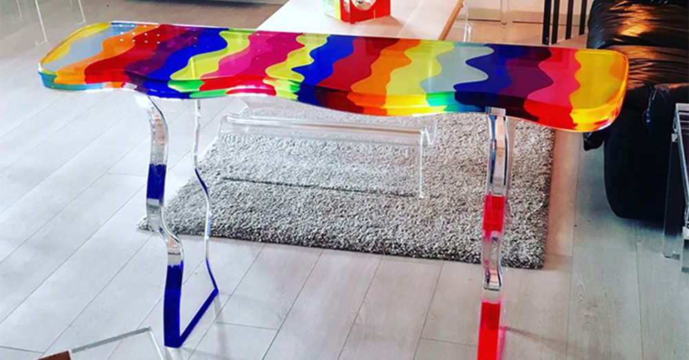 Cast acrylic console table 'Fluid' M. Pettinari Cast acrylic console table 'Fluid' M. Pettinari
