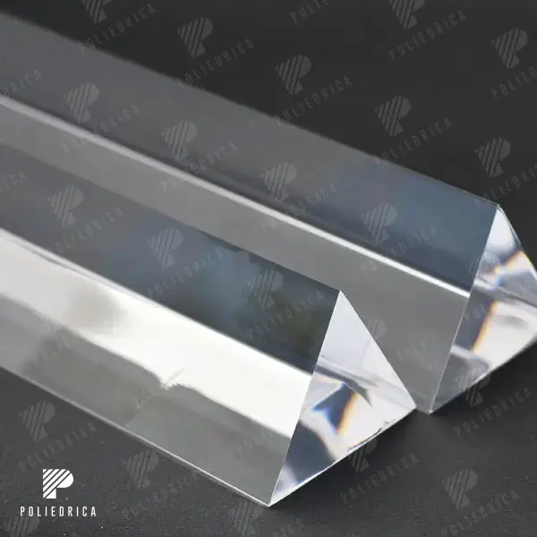 Transparent methacrylate bars with a triangular section