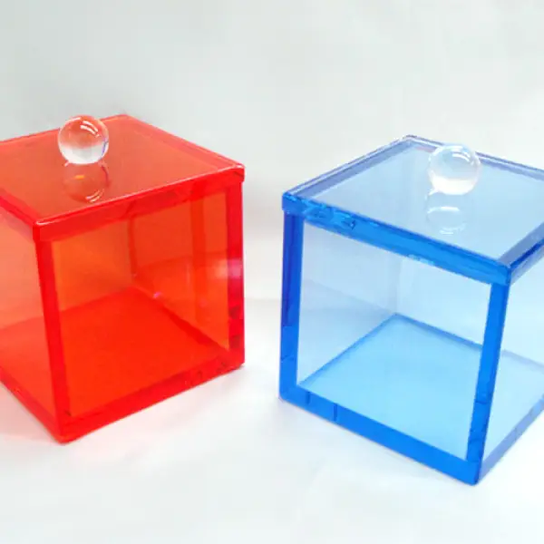 Coloured methacrylate boxes